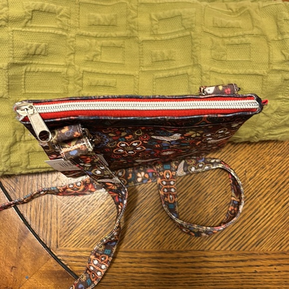 Hancock Fabrics: Crossbody Bag, Adjustable Strap - Picture 8 of 13